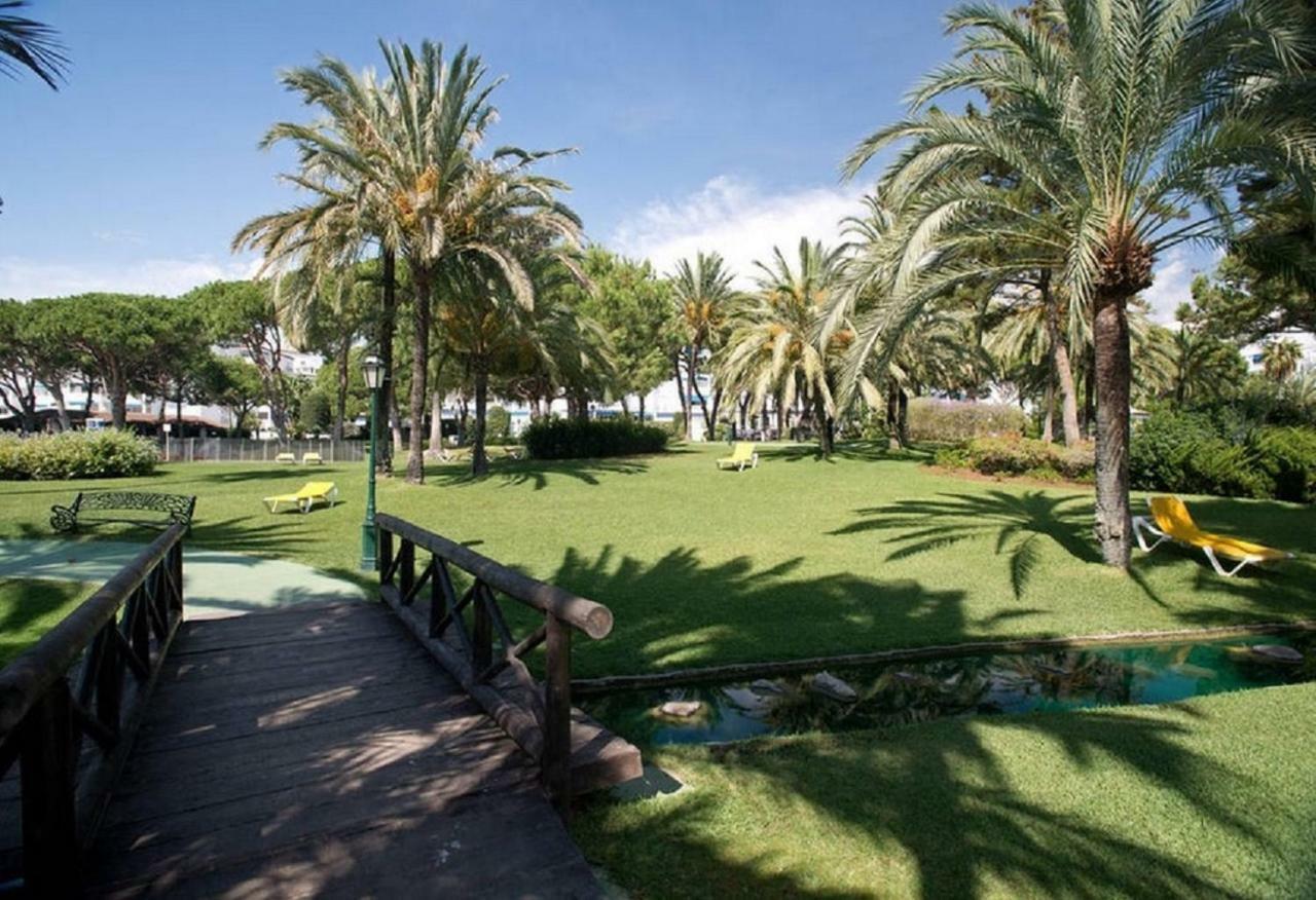 Beachfront Luxury Residence, Playas Del Duque, Puerto Banus, Appartamento Marbella